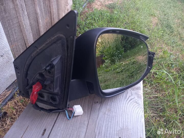 Зеркало Toyota Rav4