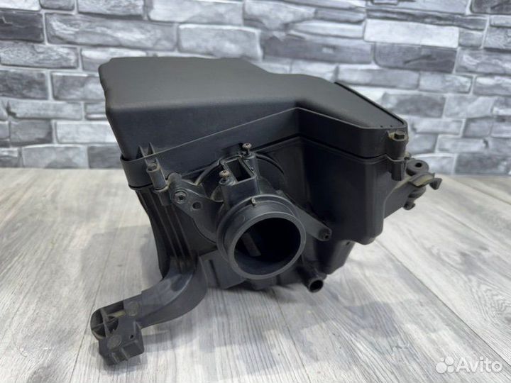 Корпус воздушного фильтра Ford Focus 3 pnda 2012