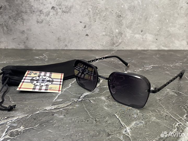 Солнцезащитные очки louis vuitton
