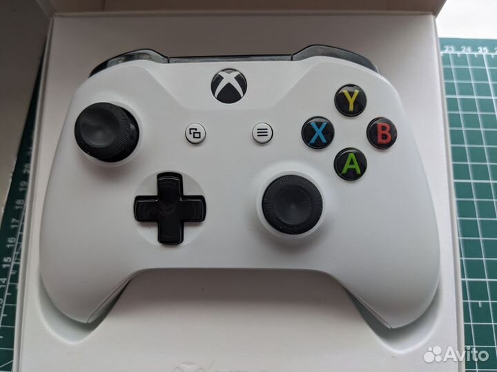 Геймпад Xbox One white