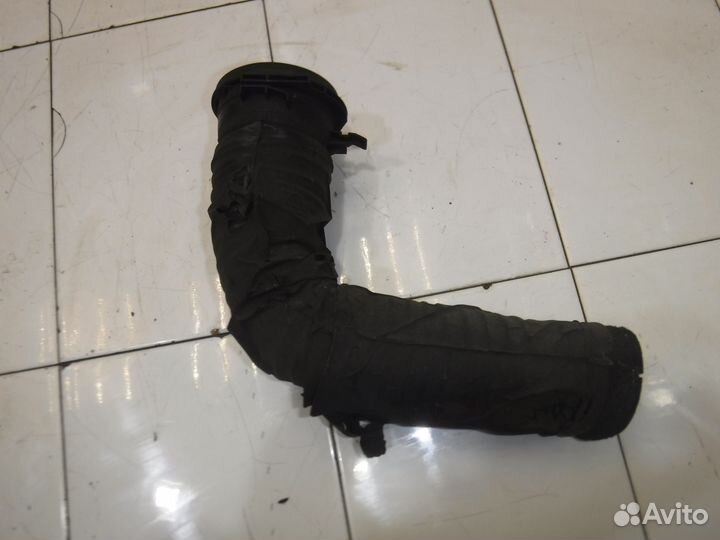 Патрубок воздушного фильтра Peugeot 406