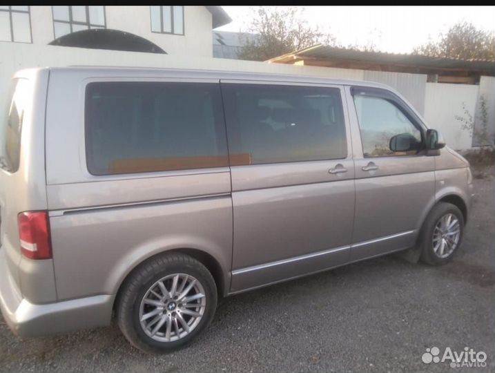 Volkswagen Multivan 2 AMT, 2010, 172 000 км