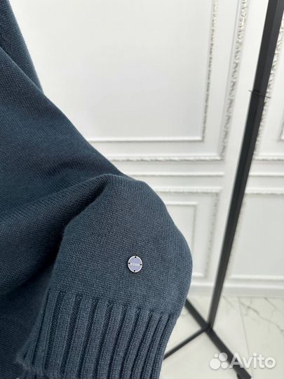 Мужской свитер Kiton