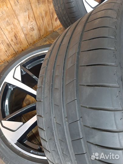 Оригинальный комплект r22 Audi Q7 4M