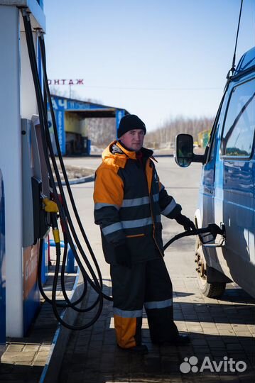 Заправщик АЗС