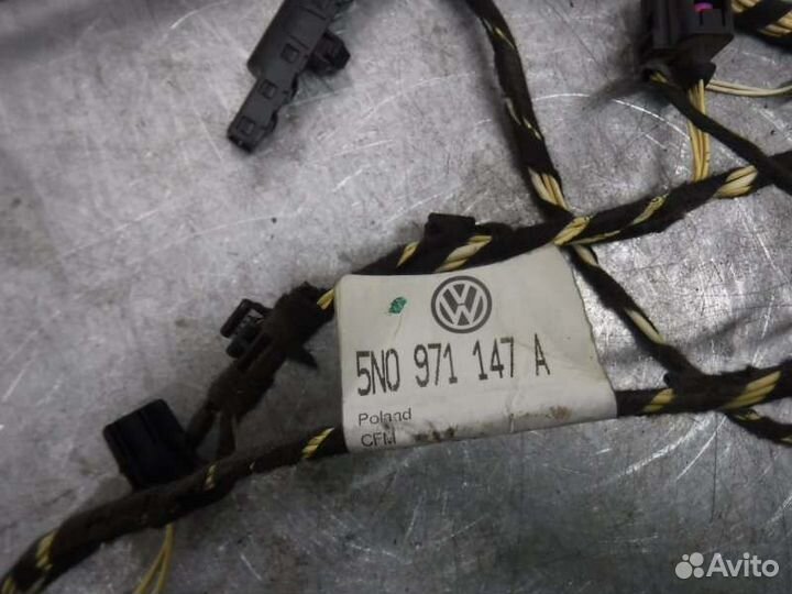 Проводка двери багажника левая Volkswagen Tiguan