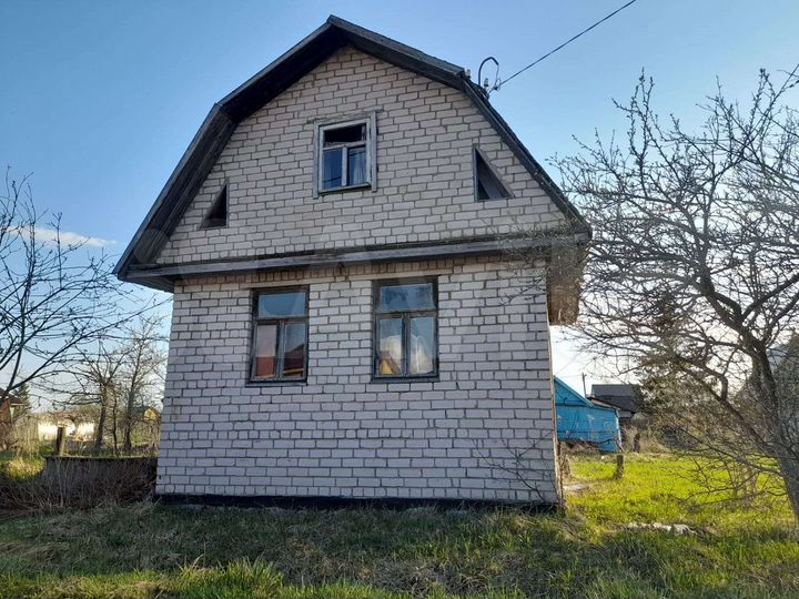 Дом 35 м² на участке 5 сот.