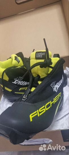 Лыжные ботинки fisher