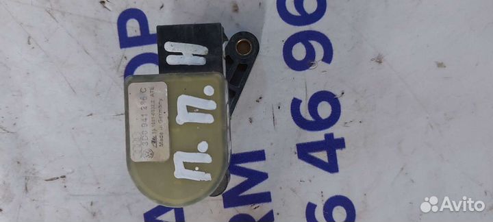 Датчик дорожного просвета на Volkswagen Phaeton