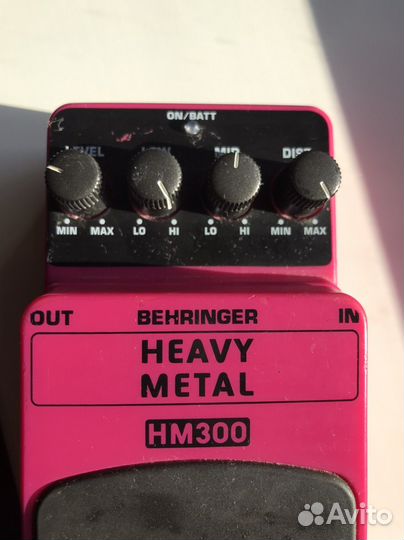 Behringer HM300- Педаль эффектов 