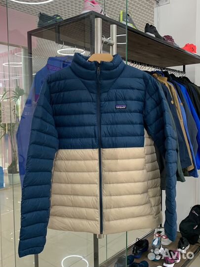 Легкий пуховик Patagonia