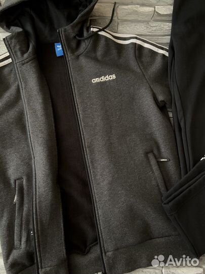 Спортивный костюм адидас на флисе р48-52