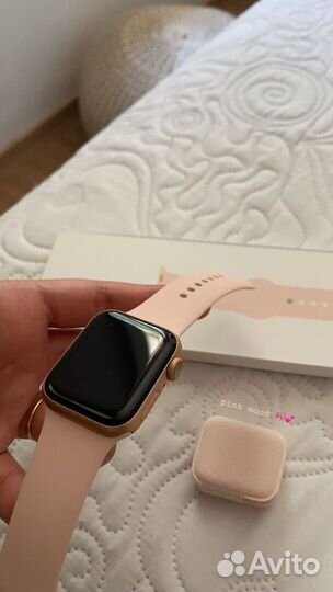 Часы apple watch se 44 mm