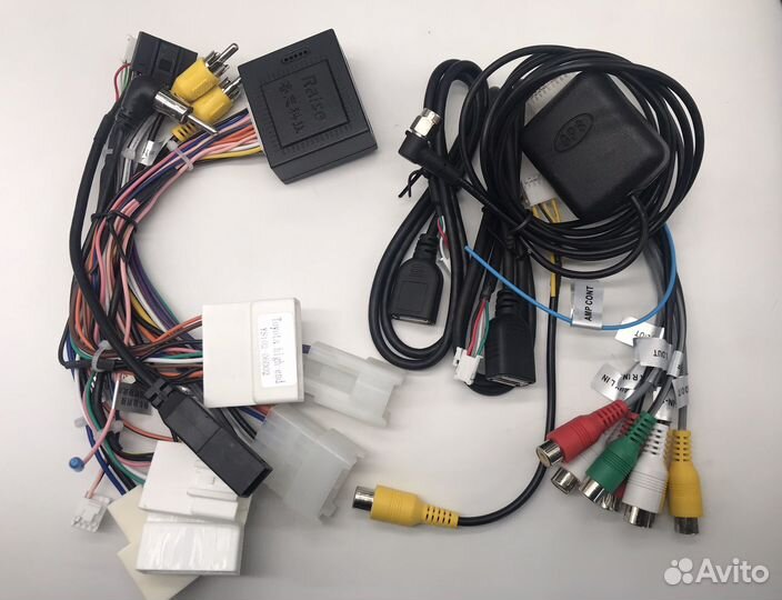 Магнитола Toyota Camry V55 15-18 Android 2+32 IPS