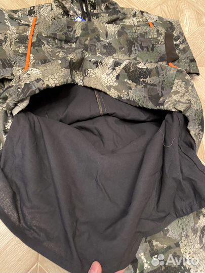 Защитный камуфляжный костюм для охоты и рыбалки