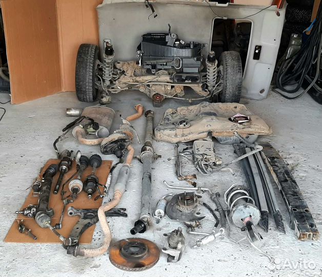 Pontiac Vibe запчасти б/у