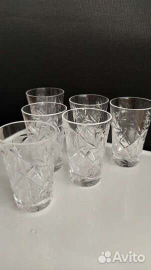 Хрустальные рюмки