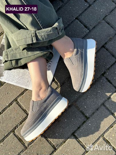 Кроссовки, туфли, ботинки