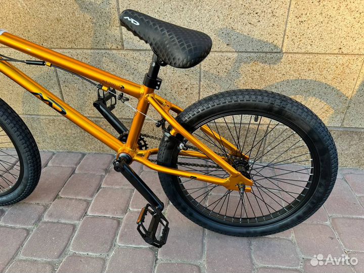 Велосипед новый BMX трюковой R20