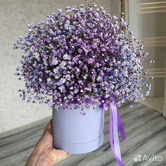 Гипсофила в коробке, букете, шары, цветы