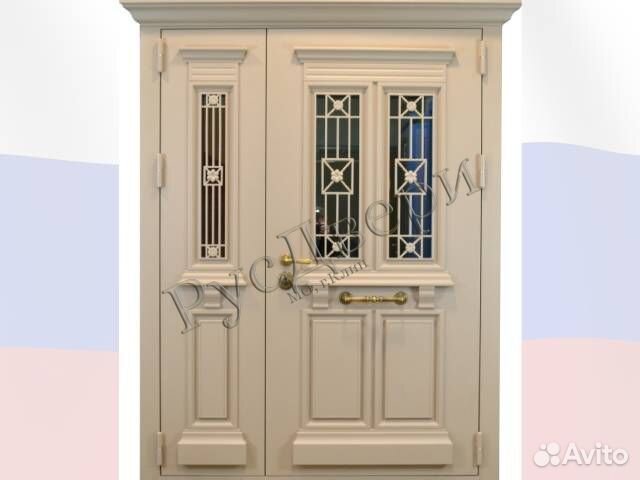 Парадная двустворчатая дверь с терморазрывом в дом