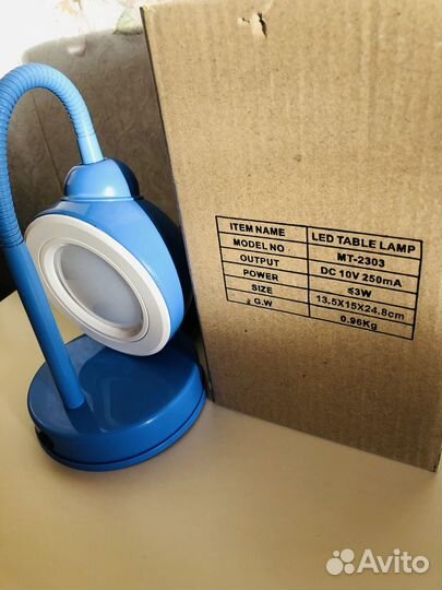 Светильник настольный