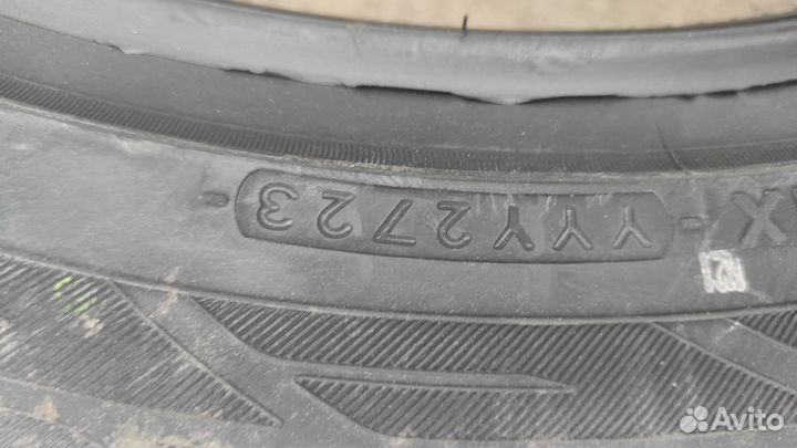 Yokohama Ice Guard Stud IG55 265/45 R21