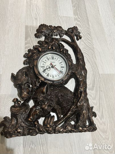 Часы настенные