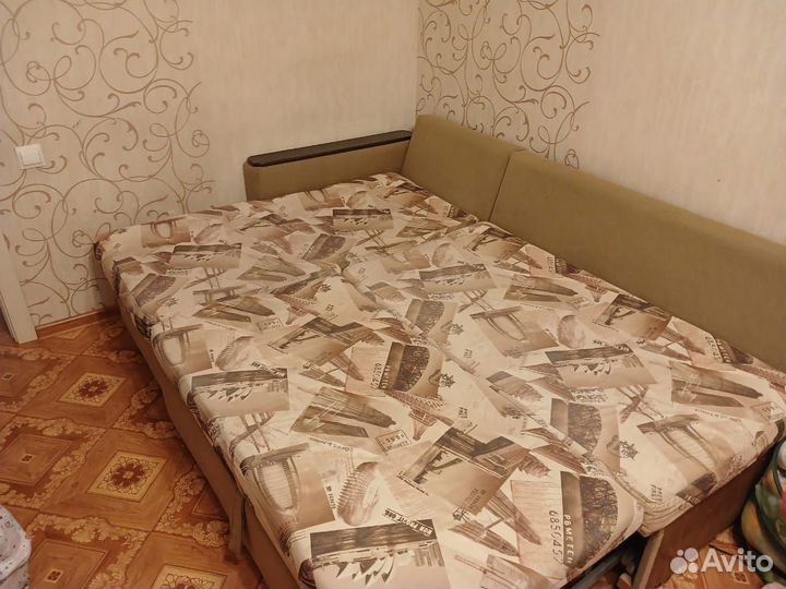 Угловой диван бу