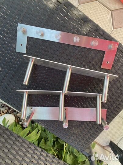 Вешалки крючки для одежды