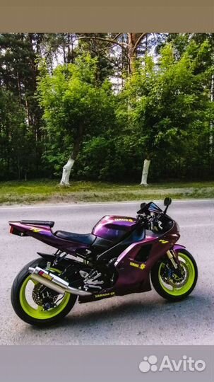 Yamaha R1