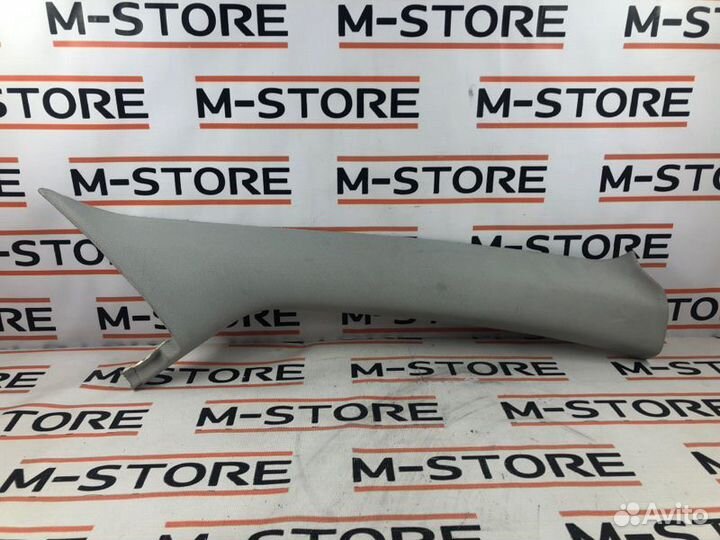 Обшивка стойки передняя правая Audi A6 C6/4F BDX