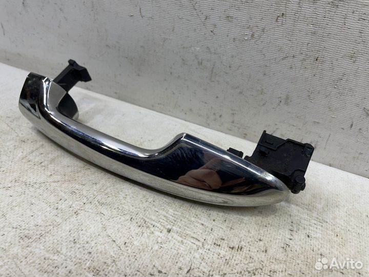 Ручка двери задняя левая Toyota Land Cruiser 200