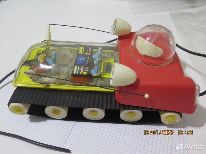 Электромеханическая игрушка СССР луноход, планетох