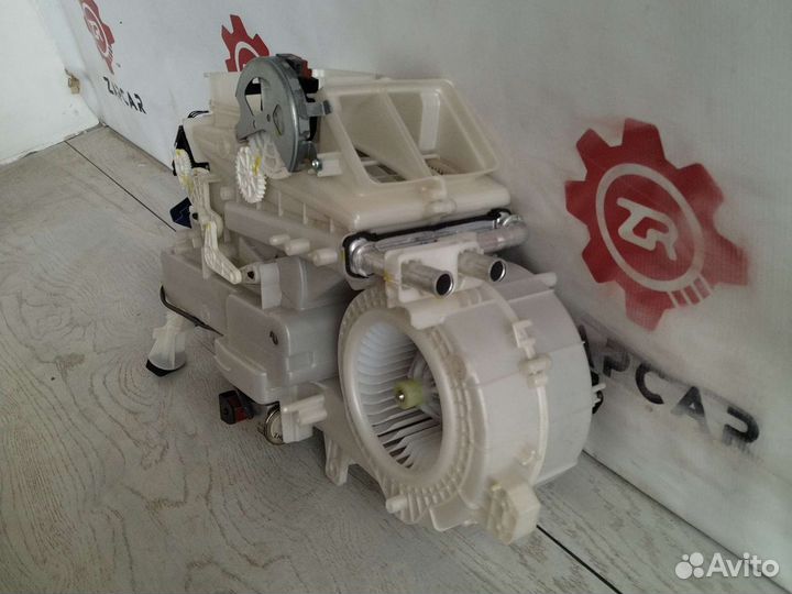 Lexus LX570 печка задняя