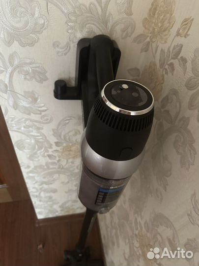 Беспроводной Пылесос redmond вертикальный