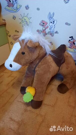 Лошадка мягкая музыкальная большая