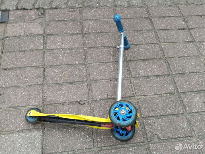 Самокат детский трехколесный бу