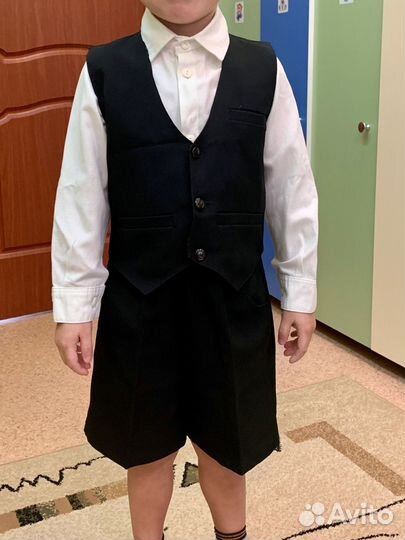 Шорты И жилетка в садик