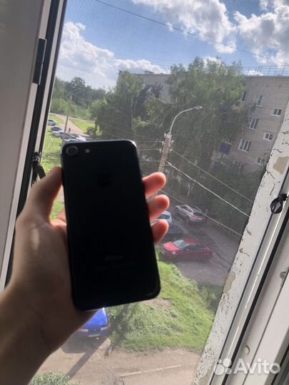 iPhone 7, 32 ГБ