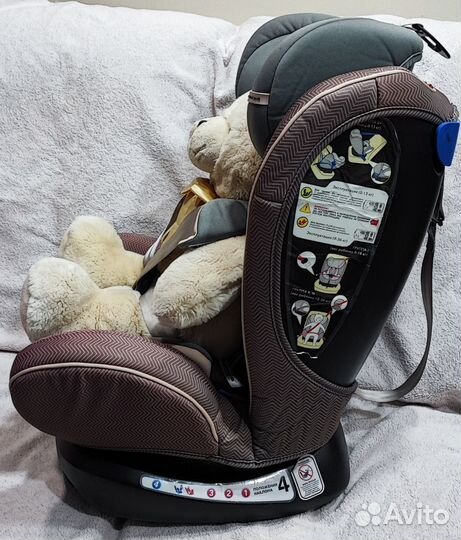 Детское удерживающие устройство. Автокресло