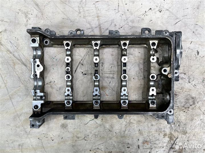 Постель распредвала Toyota Voxy ZRR75 3zrfae 2009