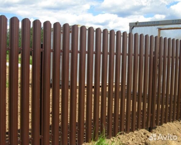 Штакетник металлический, в наличии и под заказ