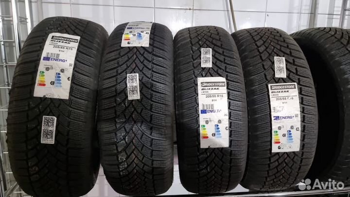 Bridgestone Blizzak LM-005 205/55 R16