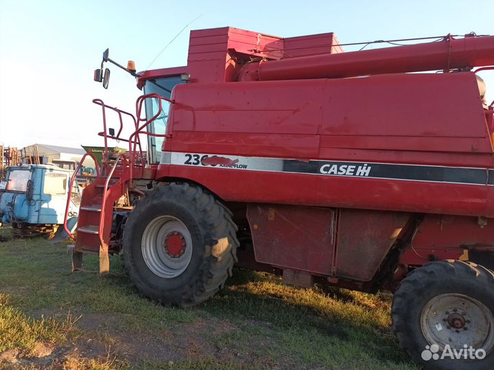 Комбайн Case IH 2366, 2000