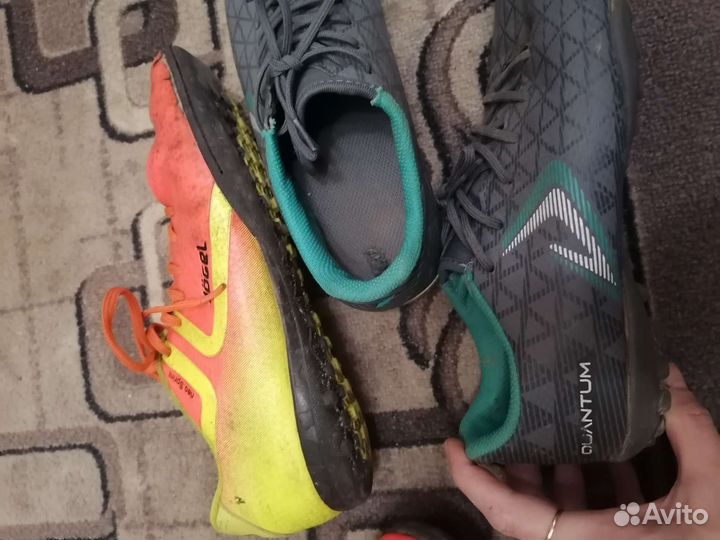 Футбольные бутсы