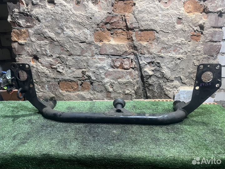 Балка подрадиаторная Audi A4B5 1.8 t