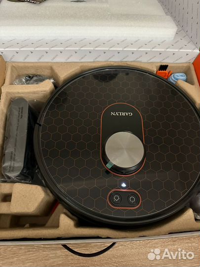 Робот пылесос garlyn