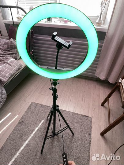 Кольцевая лампа