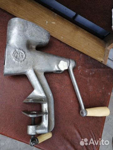 Соковыжималка шнековая ручная